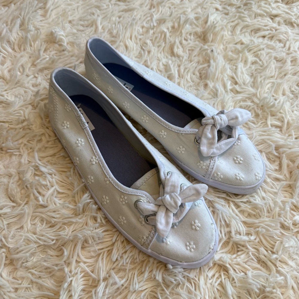 Keds White Floral Embroidered Flats